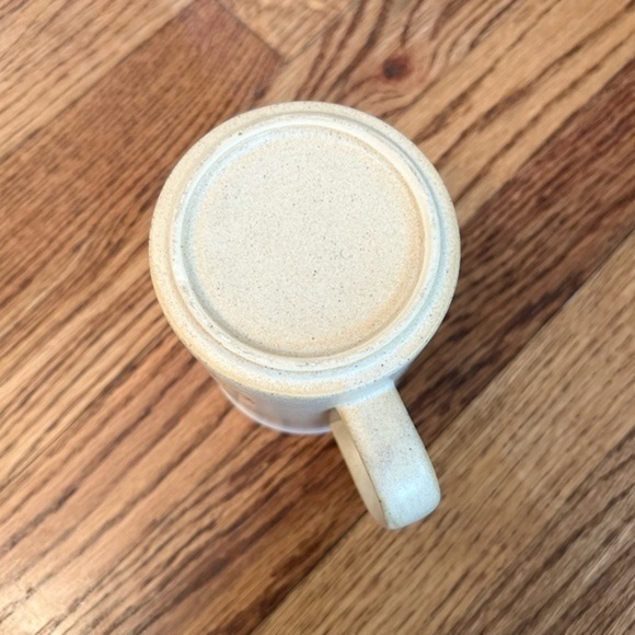 Vintage Niagara Falls Canada 16oz Tall Tan Coffee Mug With White Rim & Etching - Picture 8 of 15